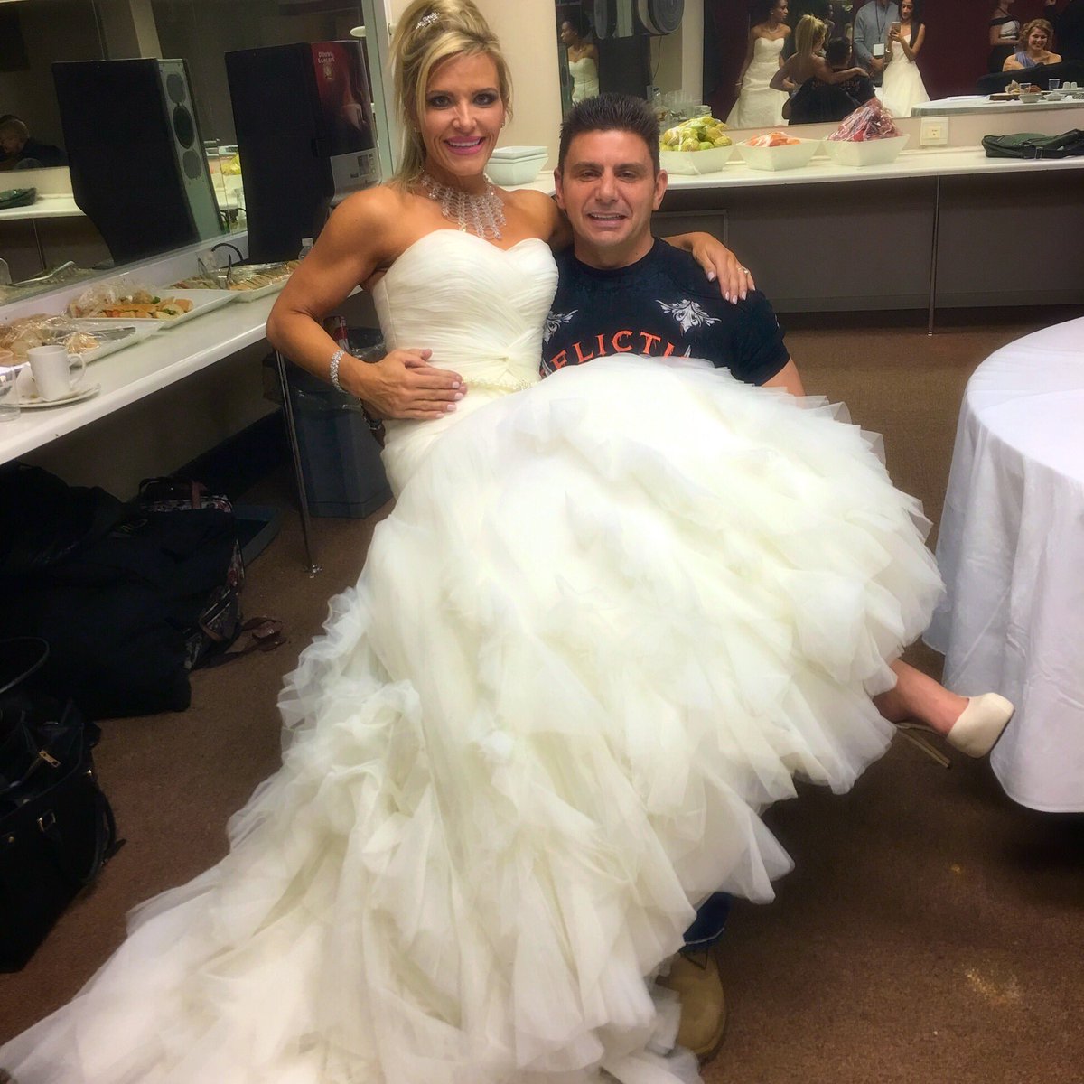 Mrs_GG1's tweet photo. Feeling blessed &amp; cheeky with man of my life LoveForLife #MrAndMrsG #Brave2BU #MrsSAFinalist #ERWShow #BYDForever https://t.co/akfHfulzej