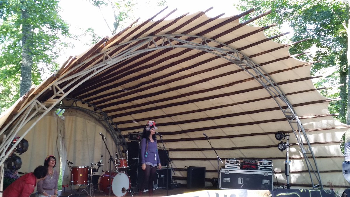 ACEangelanw's tweet photo. #carvetti #losteden #spokenword @walk_the_plank_ @KendalCalling #ACEsupported @ace_thenorth #culturematters https://t.co/cEyo84qx7I