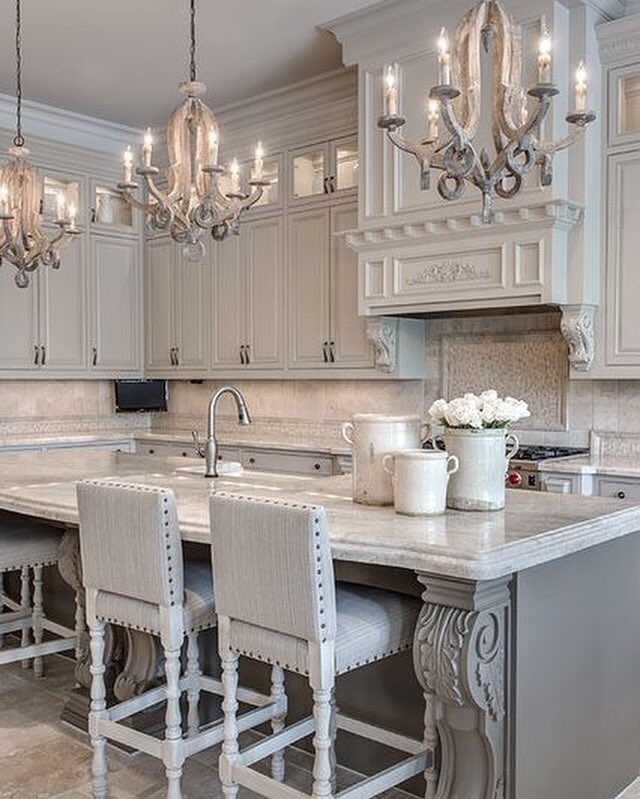 realtor_amanda's tweet photo. I could wake up to this kitchen everyday!#stunning #kitchendesign #rusticdesign #luxury #matble #designstar #realtor https://t.co/k8AhZyJMts