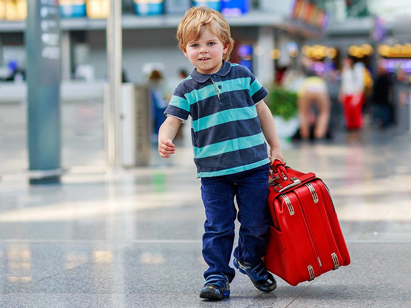 ESET's tweet photo. Traveling this summer? Help your family stay safe with these tips for their mobile devices: https://t.co/ad1Arc9zuC https://t.co/FXAETWuZiu