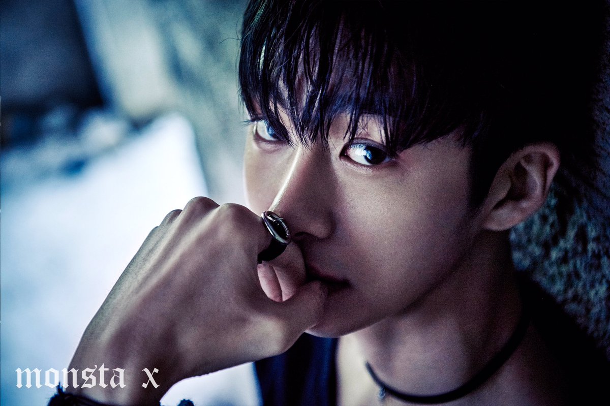 OfficialMONSTAX's tweet photo. [#MONSTA_X]
#몬스타엑스 #네게만집착해 
CONCEPT PHOTO 2 #형원
#MONSTAX #STUCK #HYUNGWON https://t.co/yzBAModuuC