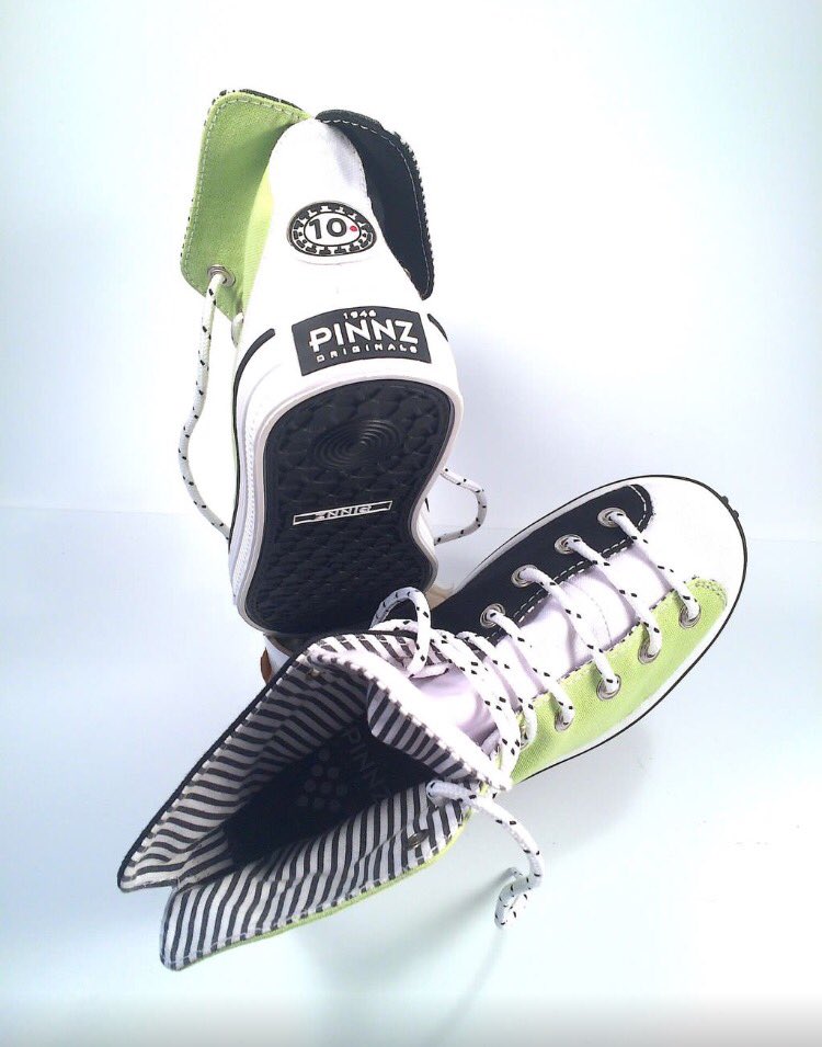 PINNZoriginals's tweet photo. π΅π³π²ππ΄π±πΏπππ’π #Pinnz #shoes #green #style watch https://t.co/EyleU02Dai