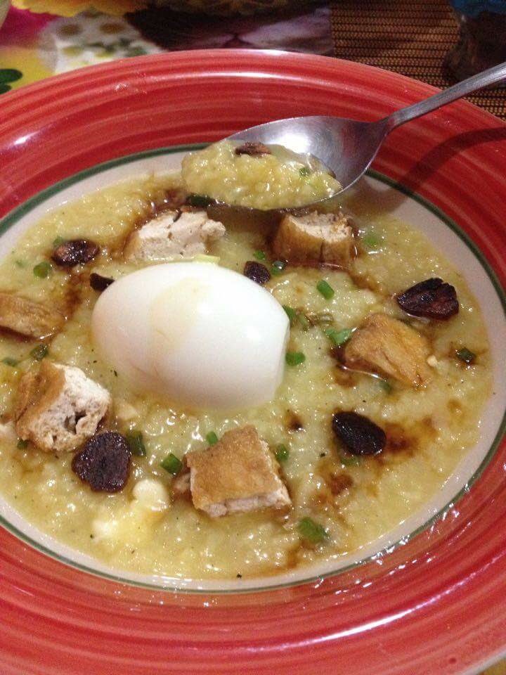 CasasKrung's tweet photo. #dinnerw/fambam
#familyfeels 🇵🇭❤️💋
#lugawandicecream
#sweetspamore
@prettycatlady02 https://t.co/WMm83TPINv