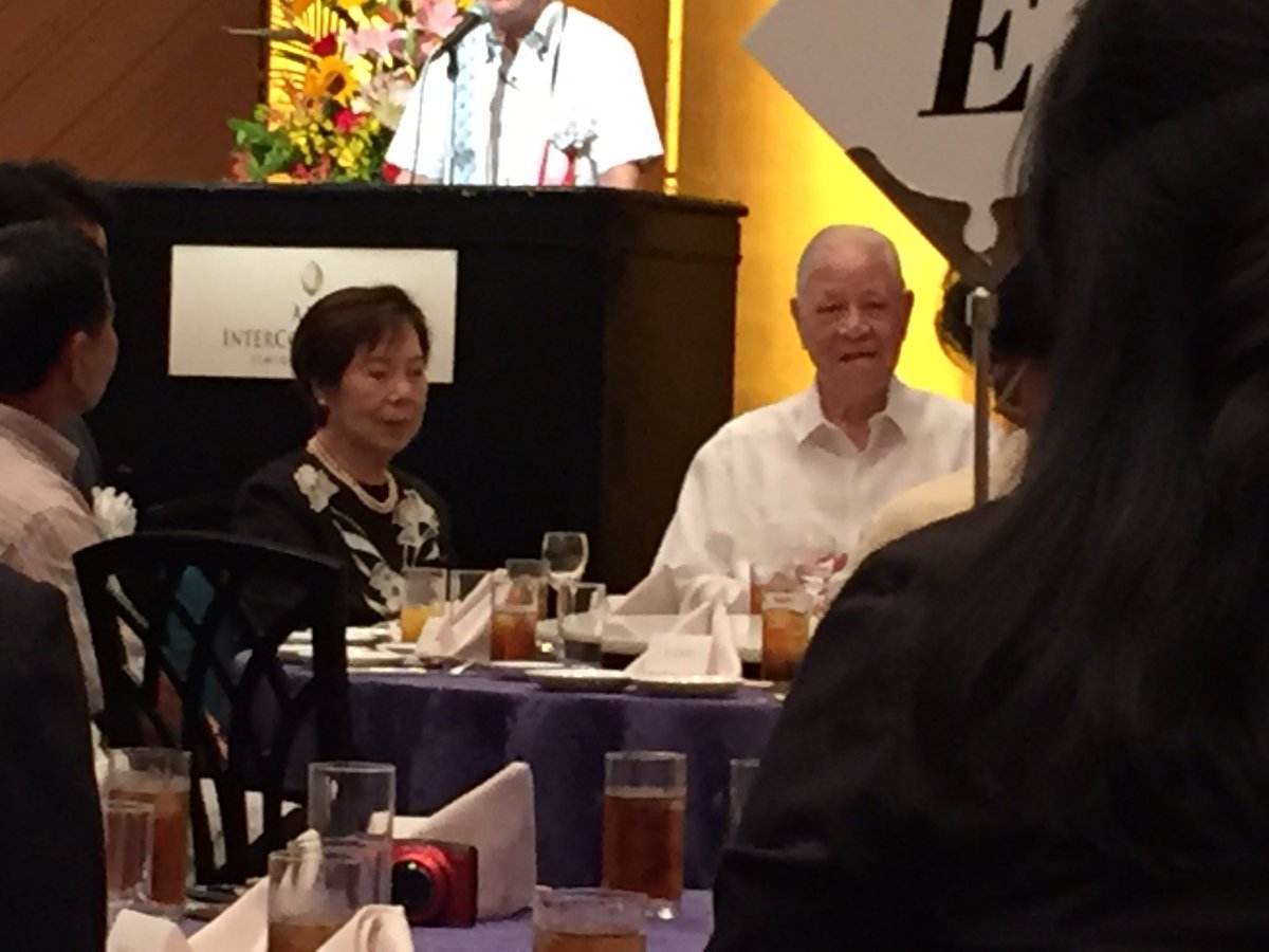 cstou1's tweet photo. 今日は石垣島で、李登輝元台湾総統の講演会とレセプション。
李登輝先生の第一声が大きすぎて音響係がマイクの音量を押さえるくらいお元気でした。 https://t.co/HHjaMnsj6b