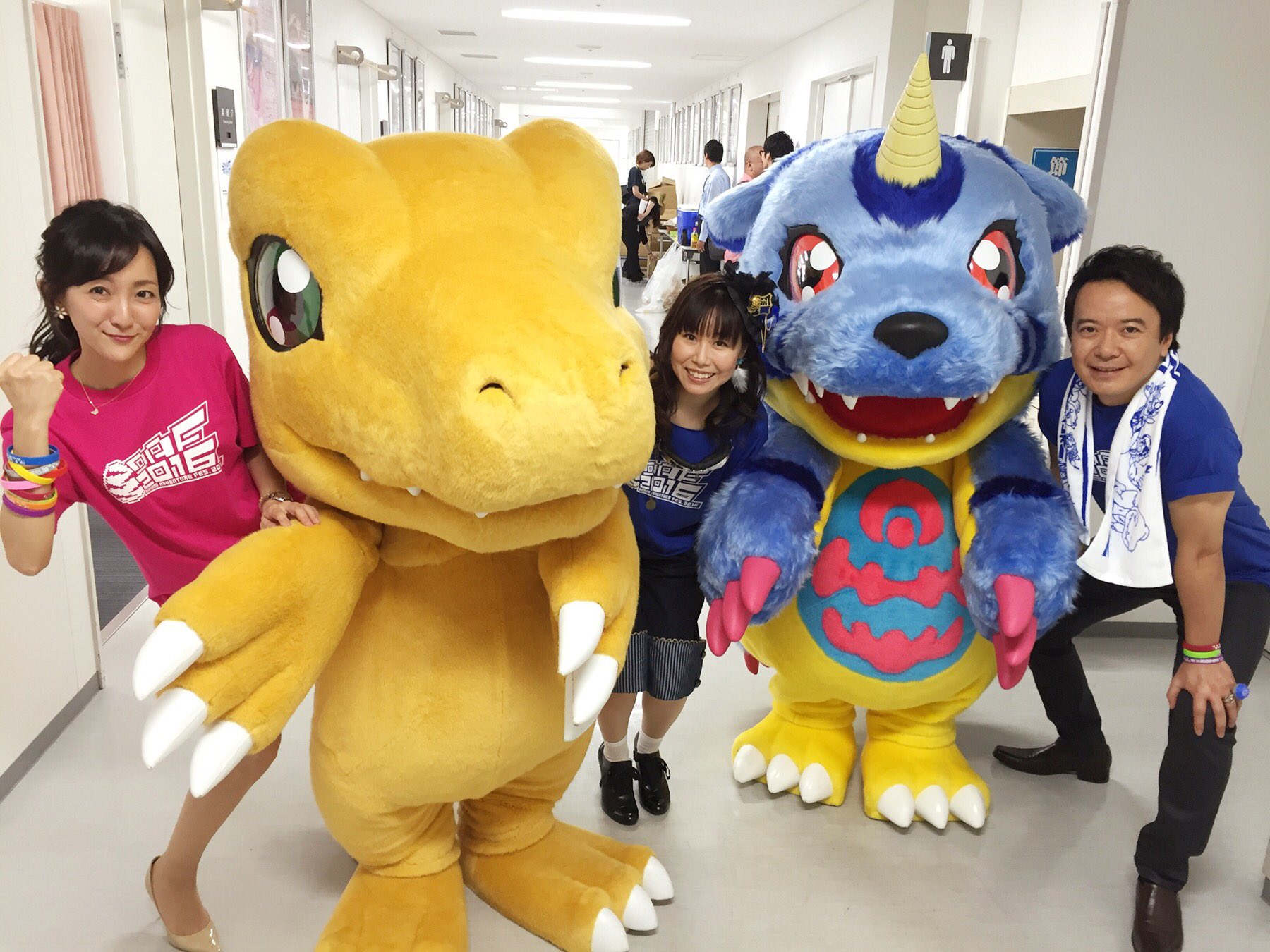 Twitter 上的 松澤千晶 デジモンアドベンチャー フェス16 お越しくださった皆様ありがとうございました 心温まるトークから朗読劇 そして和田さんの存在を確かに感じさせるライブパート ヒラリからのfire で 最後にsevenは 歌詞が 沁み渡りました T