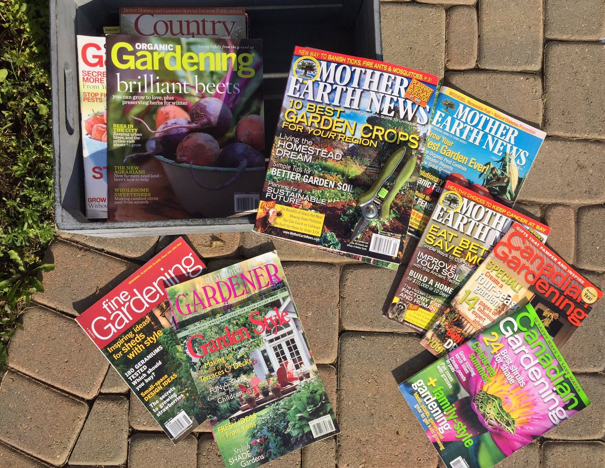 FinnsLibrary's tweet image. #Gardening magazines of every kind! Learn, refresh, get ideas, drool. FREE for you #TBay #garden #littlefreelibrary