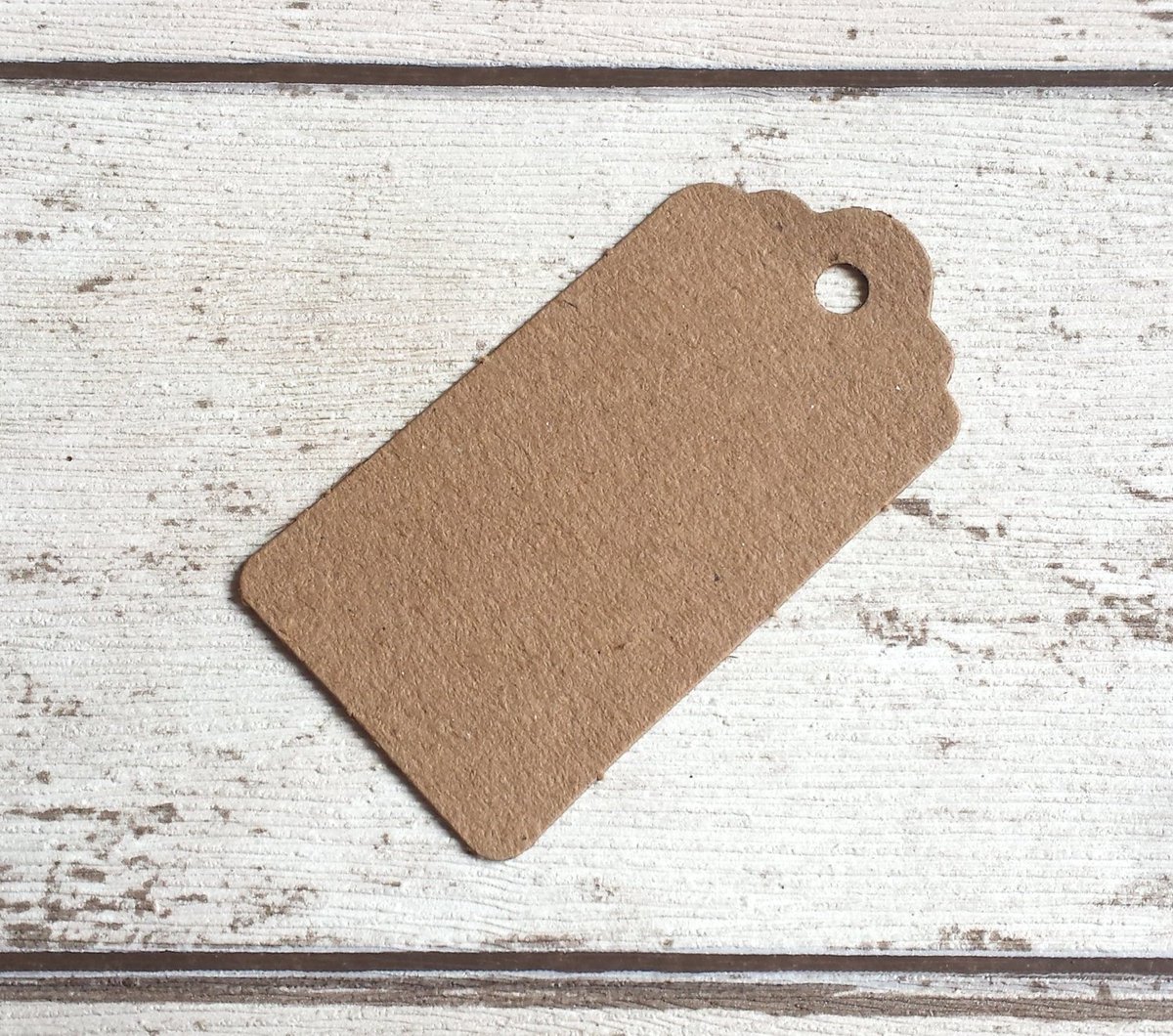 Fuzzlepip's tweet photo. 10 Dark brown luggage label swing tags recycled kraft paper 3.5cm x 6.7cm https://t.co/efkzW9YHvv #Etsy #SwingTags https://t.co/81jAfBEsHb