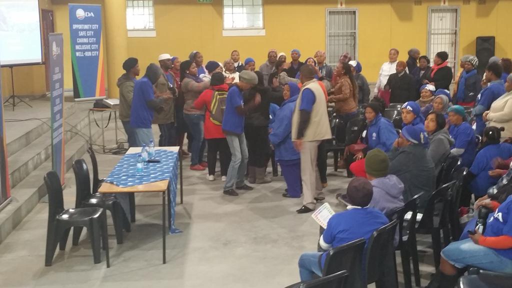 ricardomackenzi's tweet photo. @Our_DA #KeepMakingProgress in all communities. #ImVotingDA for excellent service delivery
#DeLilleForMayor https://t.co/XqYP9FEQ8L