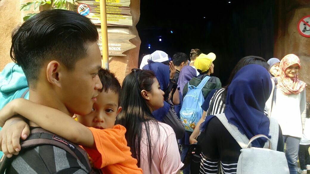 fortunexalted's tweet photo. Cari mama muda ampe sini @Dufan @dufan_ancol #mamamuda #haha https://t.co/v1hmI9Bh83