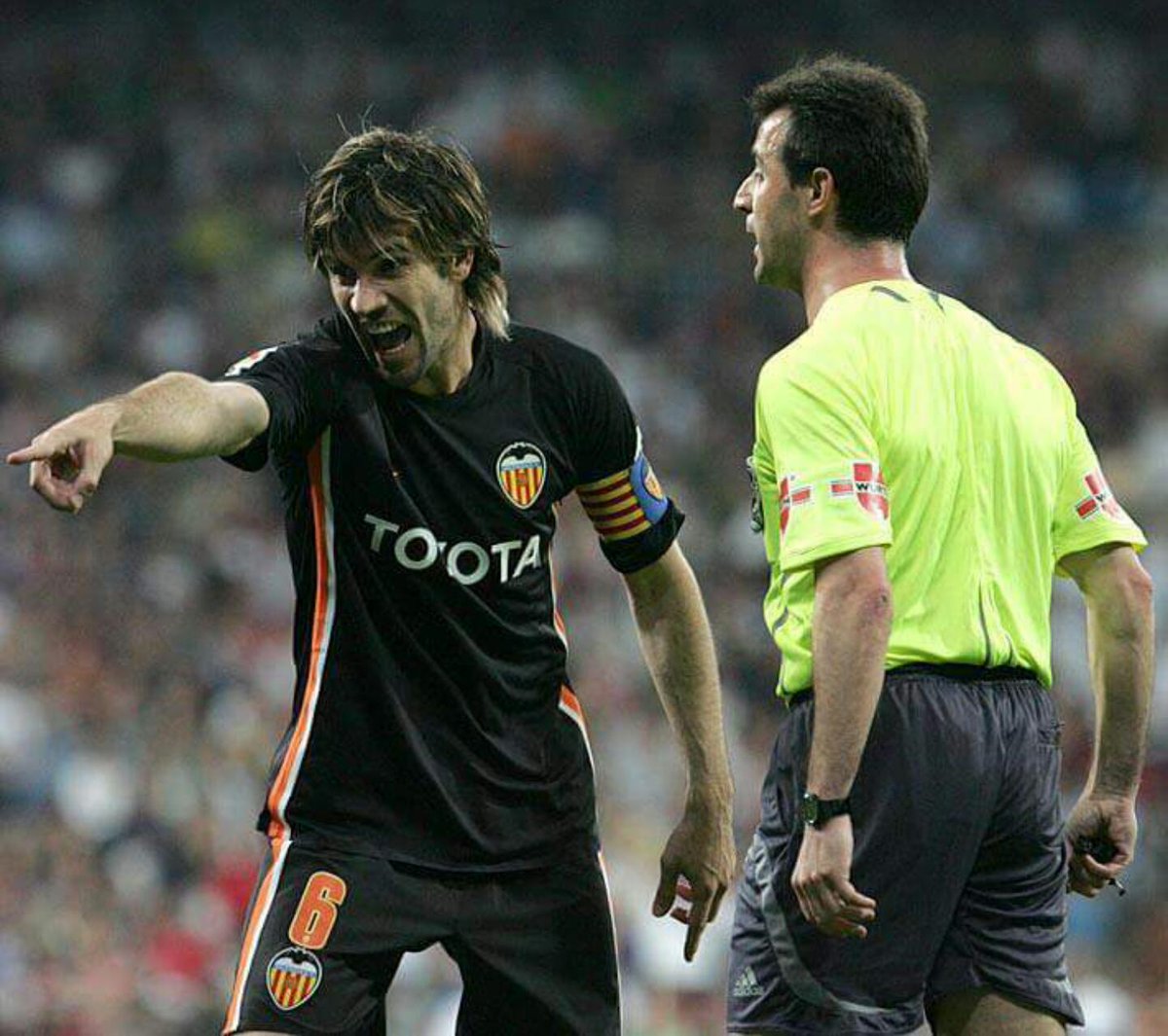 viachers's tweet image. Espiritu, garra, sentiment, huevos... VALENCIA CF