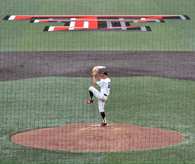 CodyVinklarek20's tweet photo. What a great season with my boys! And a strong way to finish. Love you guys! #JH27 @WingsBaseball24 https://t.co/scRQpDBuzJ