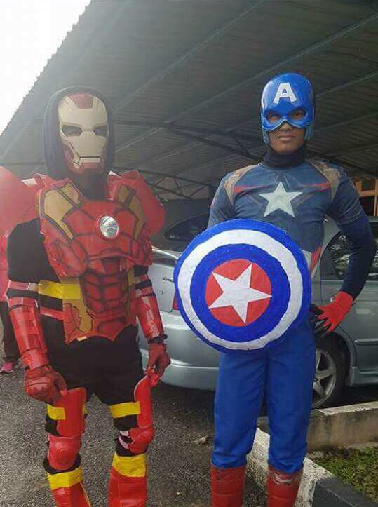 saisconfession's tweet photo. Antara ahli avengers yang hadir ketika Hari Sukan SAIS! Thanks Capt and Mr.Stark. Dah berbaik katanya lepas raya 😁 https://t.co/sVAwBLcufL