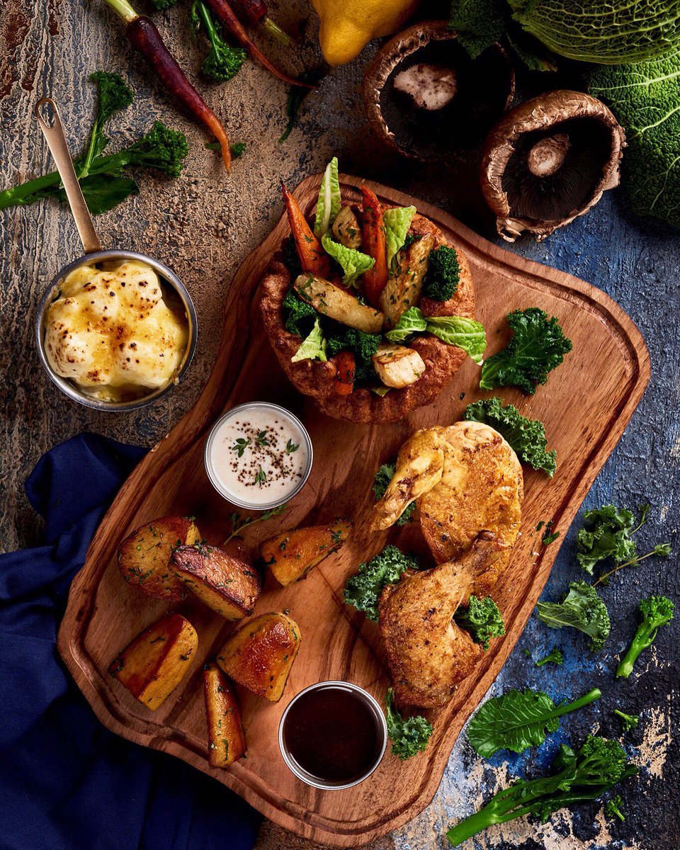 GordonRamsay's tweet photo. Proper #Sunday roast from #BSKDubai @ATLANTIS ! https://t.co/EfCbH0Sq1U