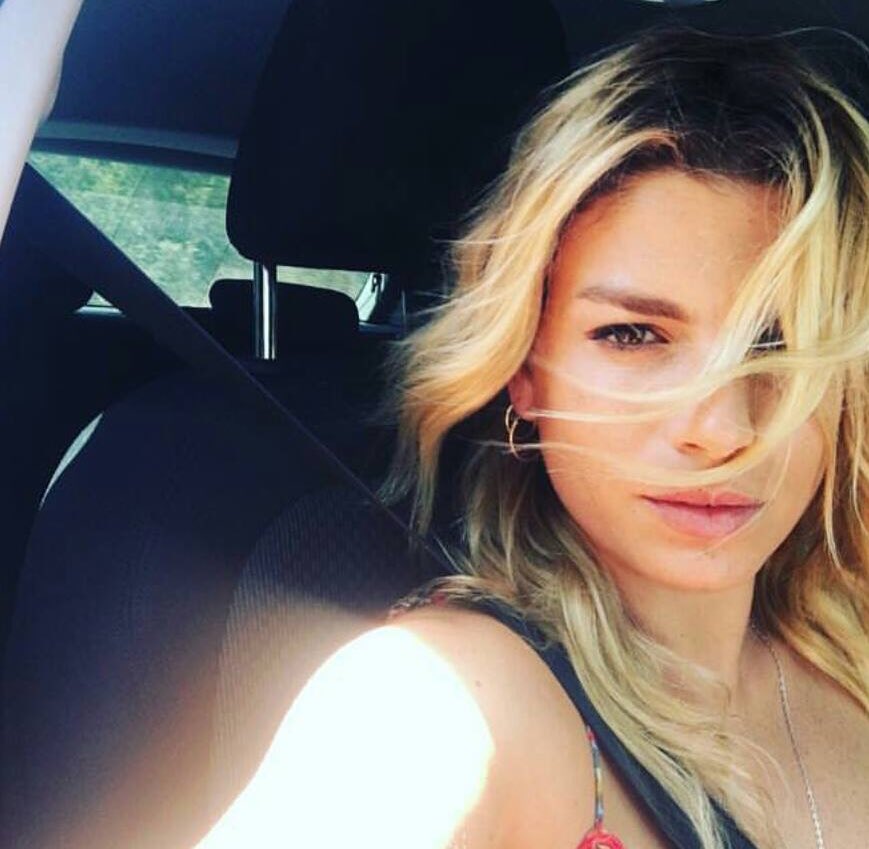 snakiy's tweet image. Tu sei il ☀️ e noi ruotiamo intorno a te. @MarroneEmma 
#purezza