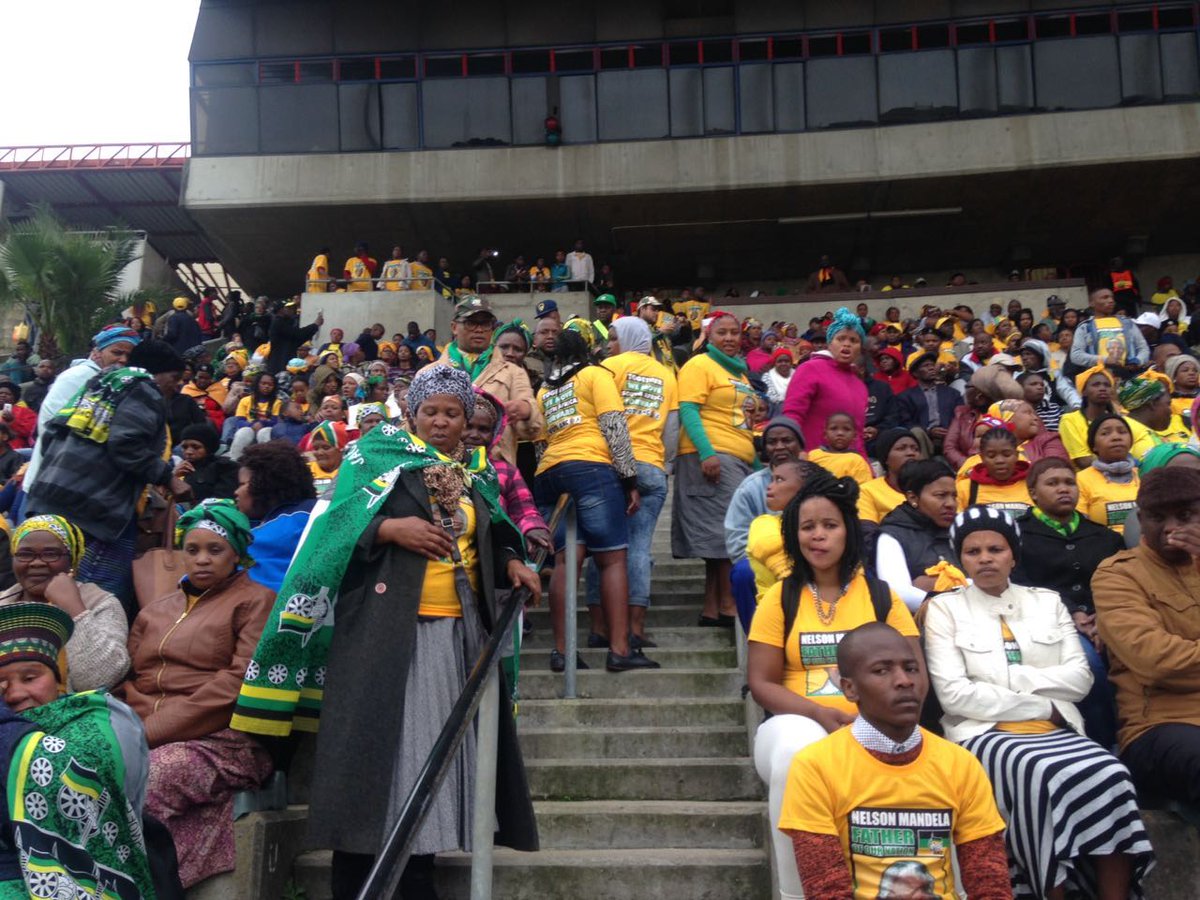 ANCDullahOmar's tweet photo. #SiyanqobaRally #BellvileVelodrome https://t.co/Q7cPkFsGuL