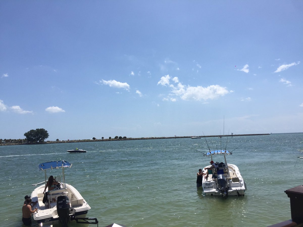 933FLZ's tweet photo. We'll never get tired of how gorgeous it is at @ShephardsResort on Clearwater Beach! #EvolutionSundays @brianfink https://t.co/dZYdYgmqlC