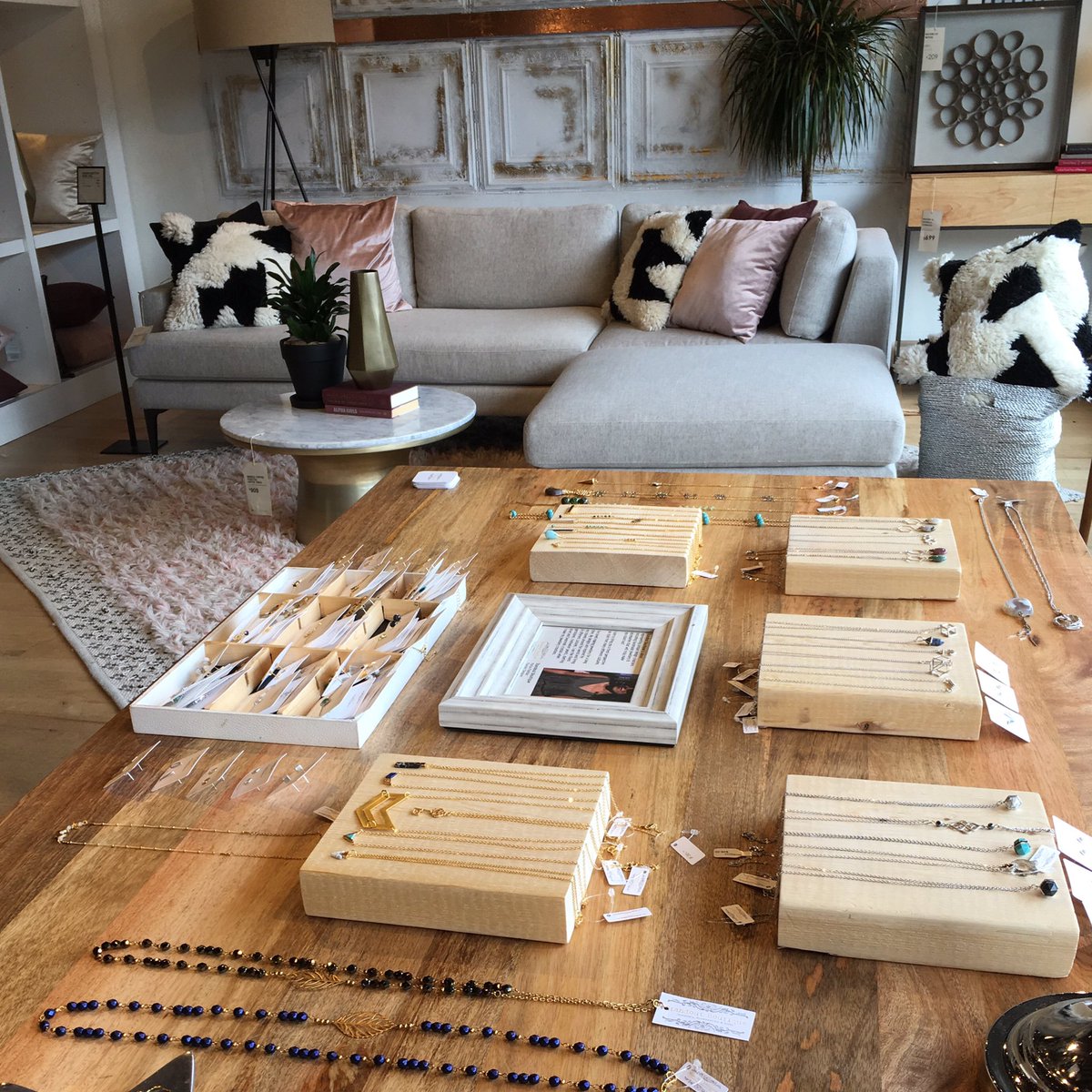 StandoutBoutiqu's tweet photo. Morning from beautiful @westelm! Our Pop-up is open till 4PM today. Sneak peek to our #summercollection2016. https://t.co/n69ddRtovP