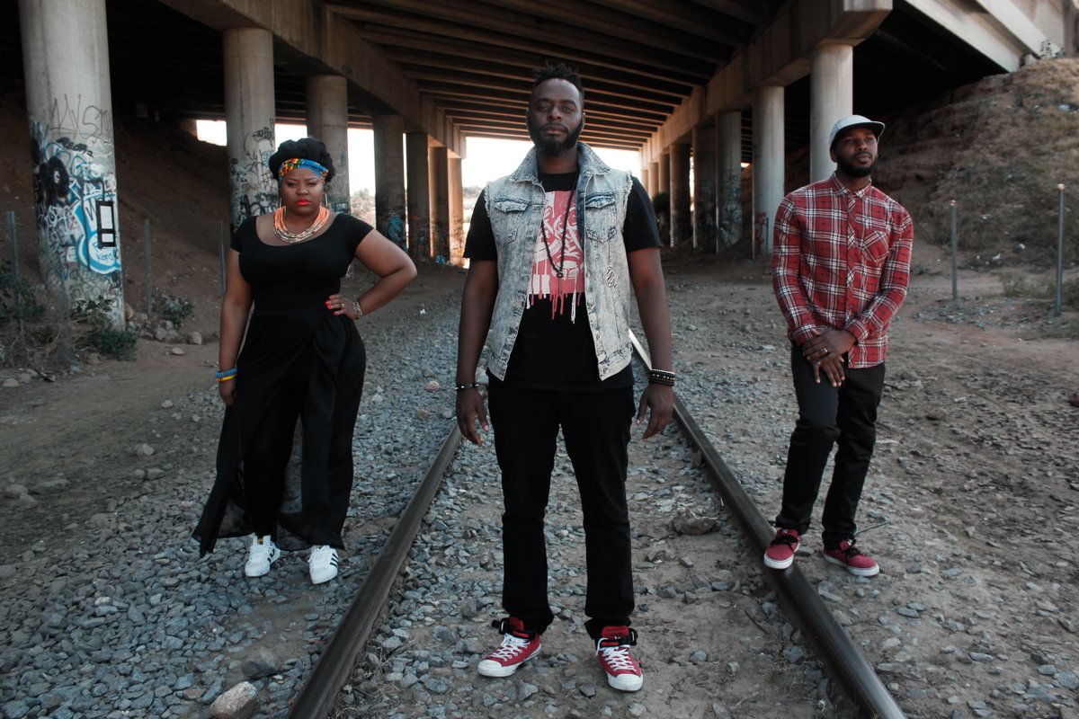 tenthchildinc's tweet image. Only a few hours away!  Get into this line up @RockBoyFresh opens up for @iamadamness bit.ly/29NdEFE #3Life