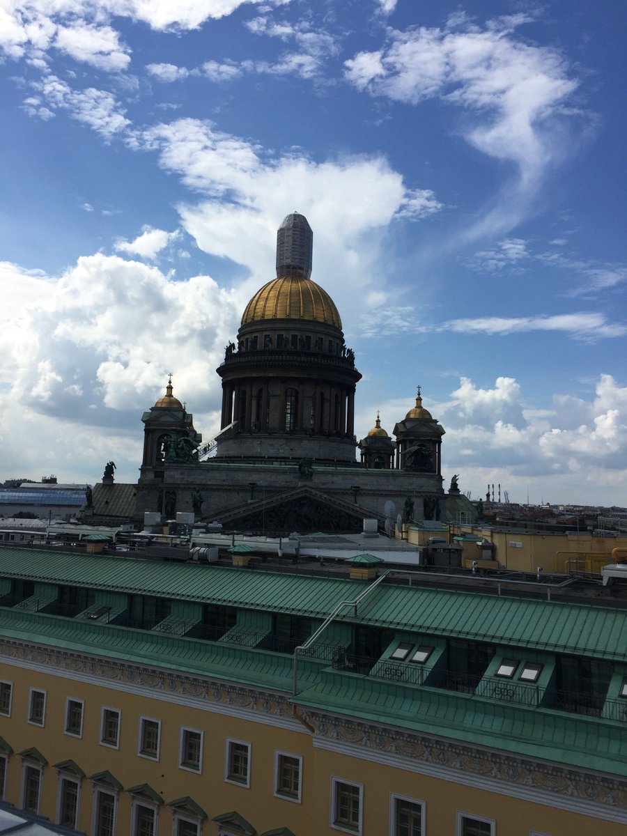 <a href="/W_StPetersburg/">W St. Petersburg</a> @StarwoodBuzz thx 4 amazing upgrade &amp; treats. Reasons y we r going RTW w SPG #RTW31days #spglife