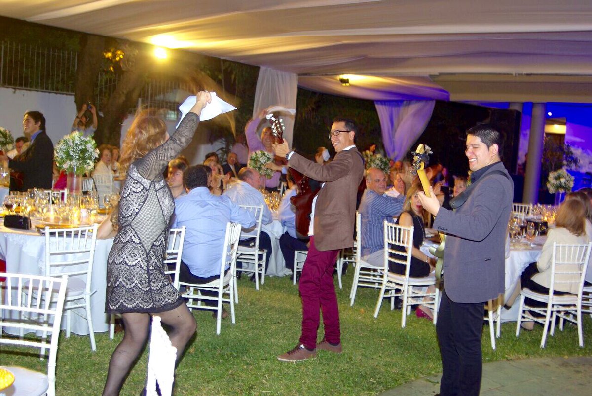 LOS SOLES tweet media