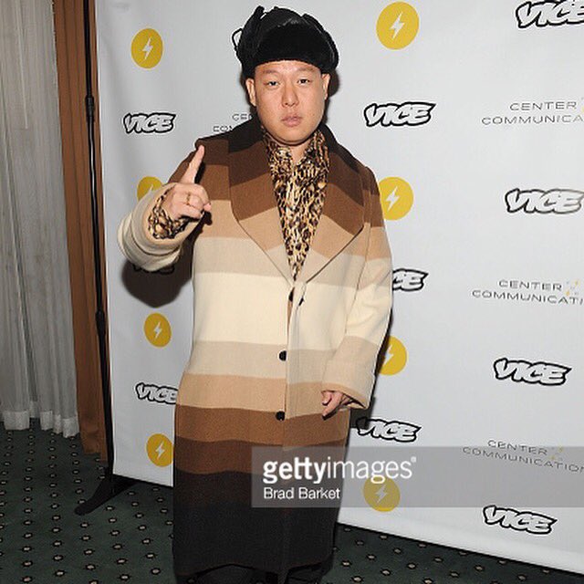 MrEddieHuang's tweet photo. .@theballgod damn @Money23Green just ruined this jacket for me πππ https://t.co/2EdKUwHWrU