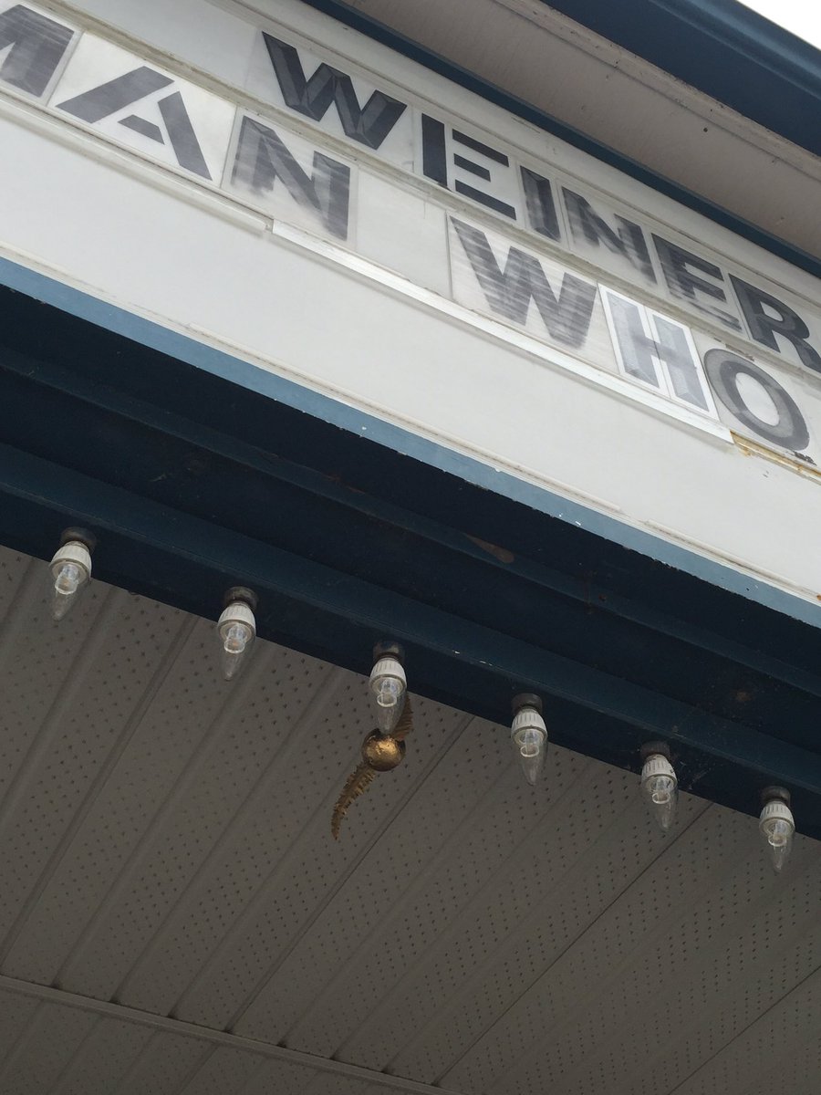 jonesjer's tweet image. #snapthesnitch