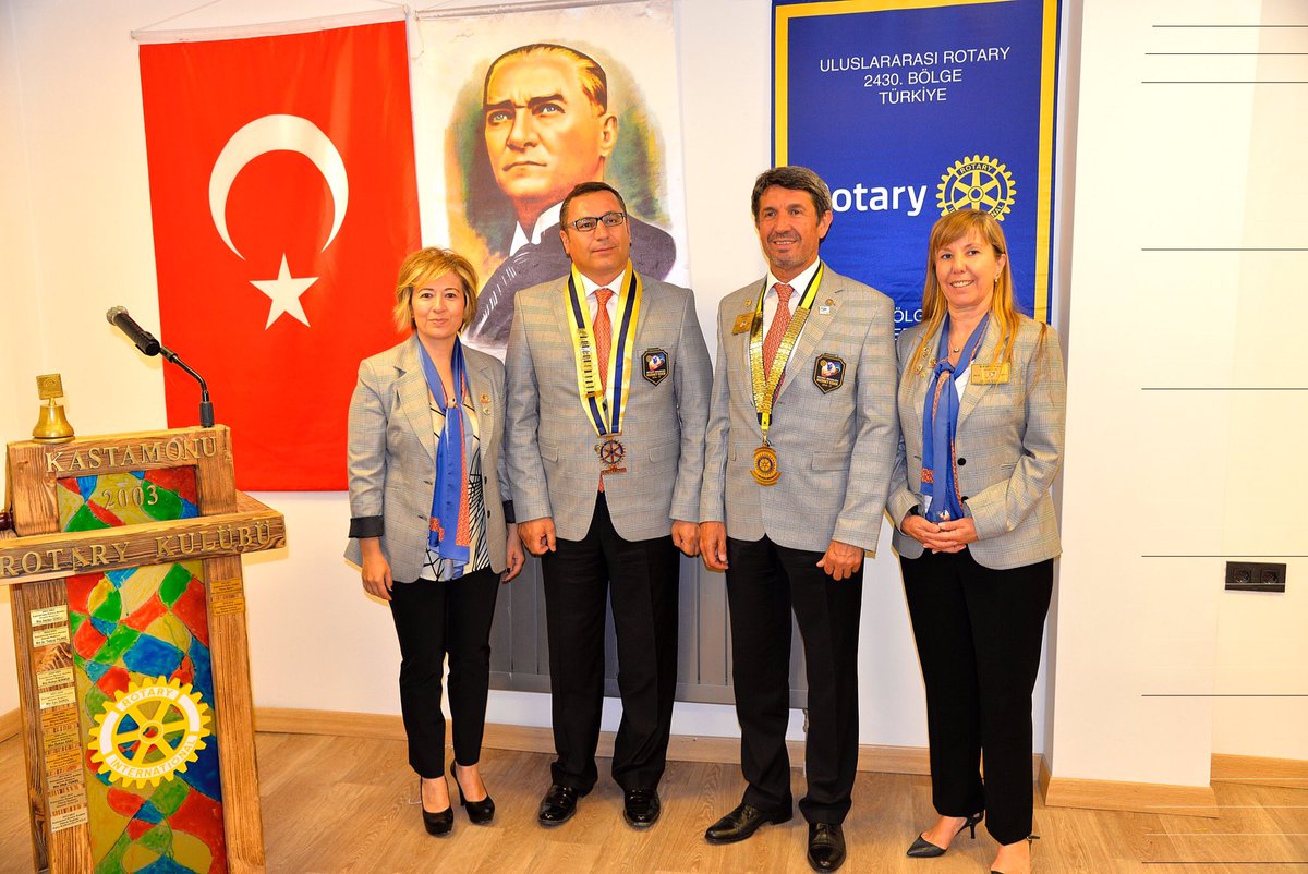 KastamonuRotary's tweet photo. Guvernörümüz Güner İnci ve eşi Nagihan kulübümüzü ziyaret ettiler. https://t.co/B4HqPmWUFU