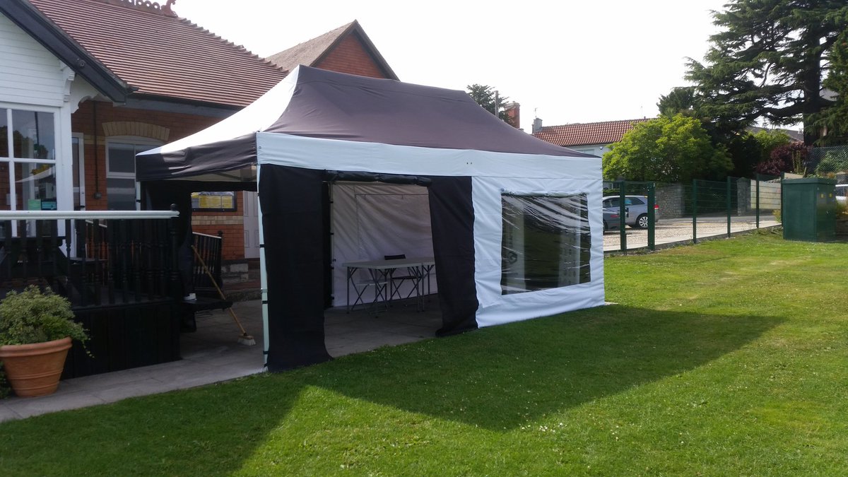 ValeTennisAcdmy's tweet image. Tournament desk ready for the @penarthltc open starting tomorrow.  @tenniswales @_coatsy @RobTheCoachUK