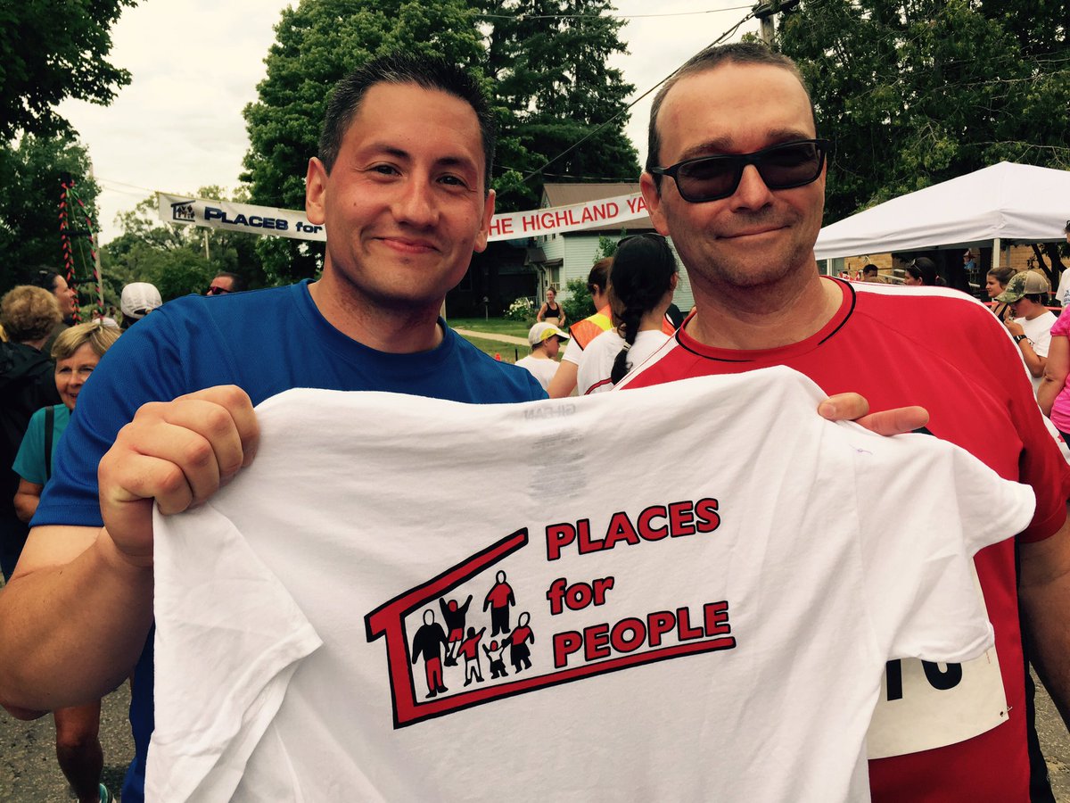 HighlandYard's tweet image. With @Jamie_Schmale &amp;amp; @BarryDevolin_MP @ the 45th annual #HighlandYard in #MyHaliburtonHighlands! #placesforpeople