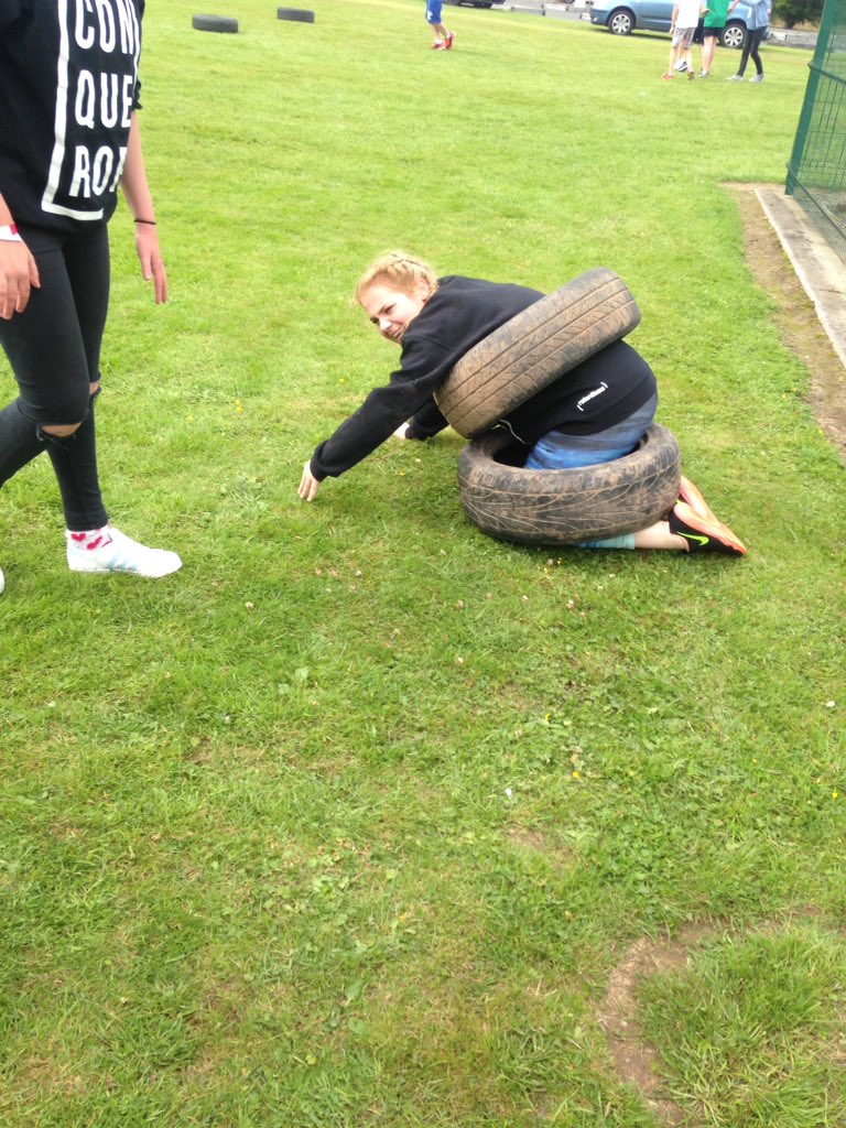 zoe_steen's tweet photo. Rosie tried rolling down a hill in a tyre because she saw it in a movie😂 #relentlesscampstories #myroommateisweird https://t.co/gWFJHOIz4E
