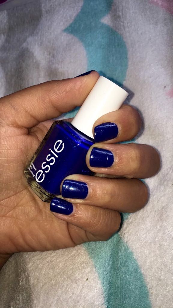 princesskianni's tweet image. Should totally be a hand model for @essie 😍💅🏼 #summerCollection2016