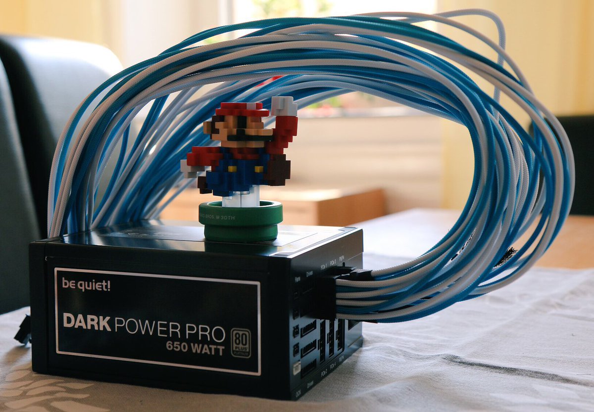 GMJ_Ben's tweet photo. #gosumodz #darkpower #pixelmario #sleeving https://t.co/akfQlqpgq5