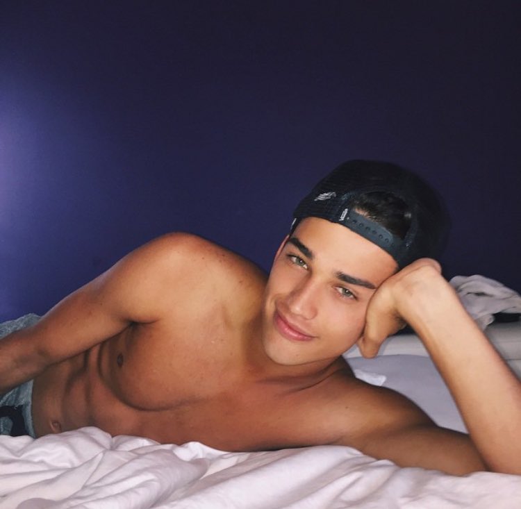 Sorry changed fake again😂 rt for me