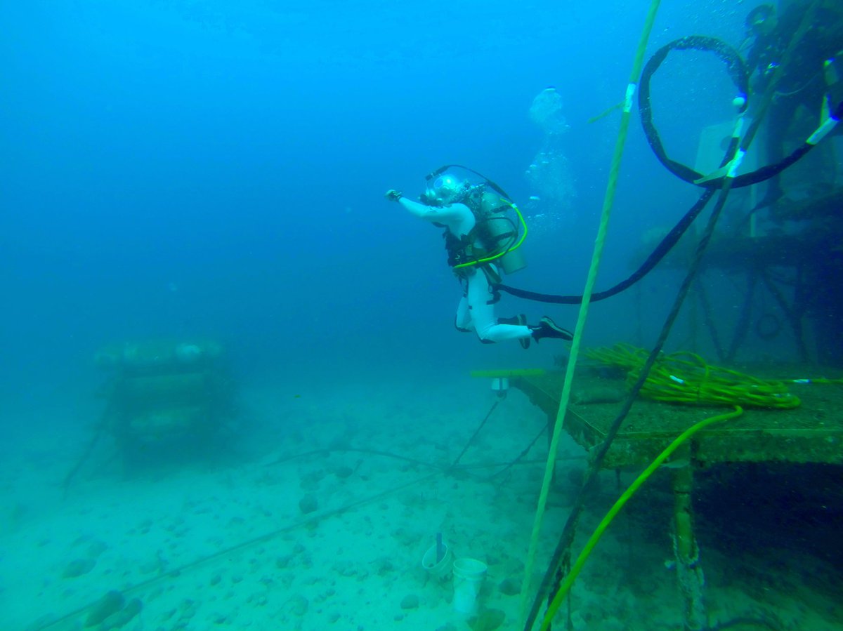astro_reid's tweet photo. This was the second greatest operational experience of my life. Amazing place, incredible people. #NEEMO21 https://t.co/urg1DJS1jC