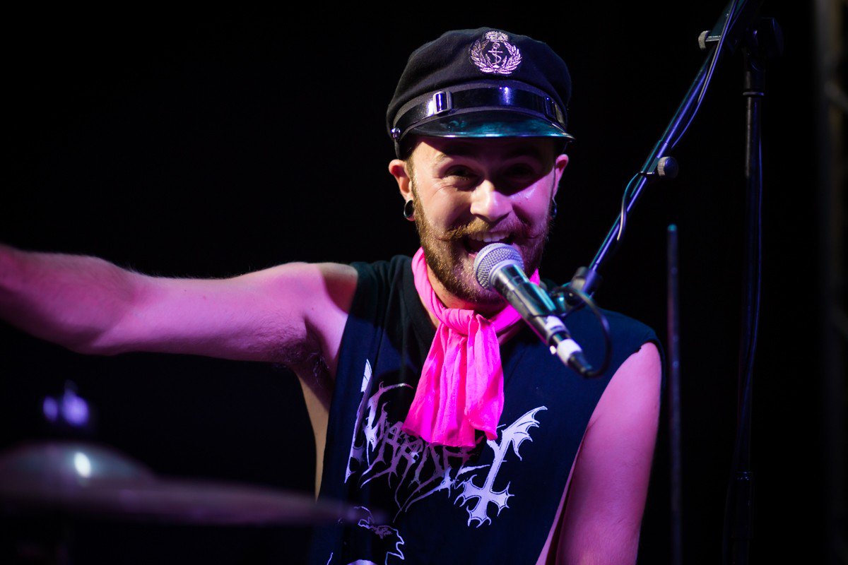 "Entertaining &amp; deafening in equal measure" - <a href="/Buzzcocks/">Buzzcocks</a>, Clinic &amp; more reviewed at #LIMF16 getintothis.co.uk/2016/07/erics-…