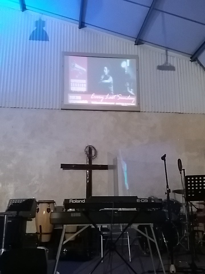 Shady_CT's tweet image. It's going down right now at @ExpressionKuila ! Stiek uit! #expression session #kuila #music #arts #capetown