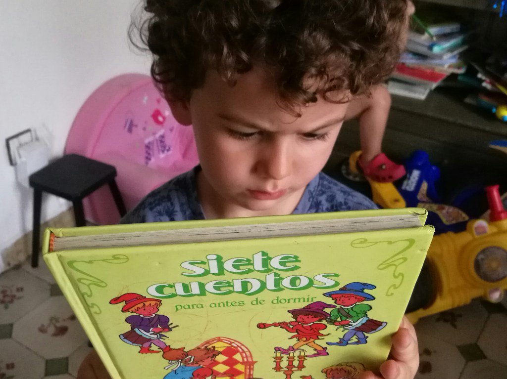 Y ¡PUM! Lo mató. La muerte y los más pequeños. ¿Como gestionarlo? loscarcolano.com/2016/07/31/y-p…