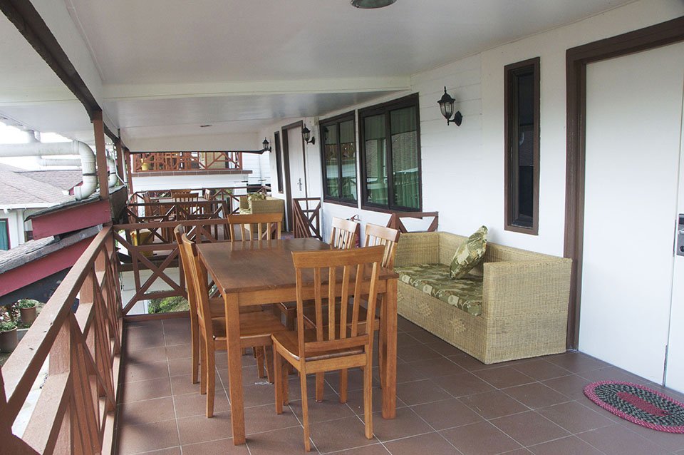TravelSabahMY's tweet photo. Nabalu Kundasang Lodge https://t.co/oi0FMimM5q #Kundasang #sabah #Borneo #Malaysia https://t.co/rlJUGga7bq