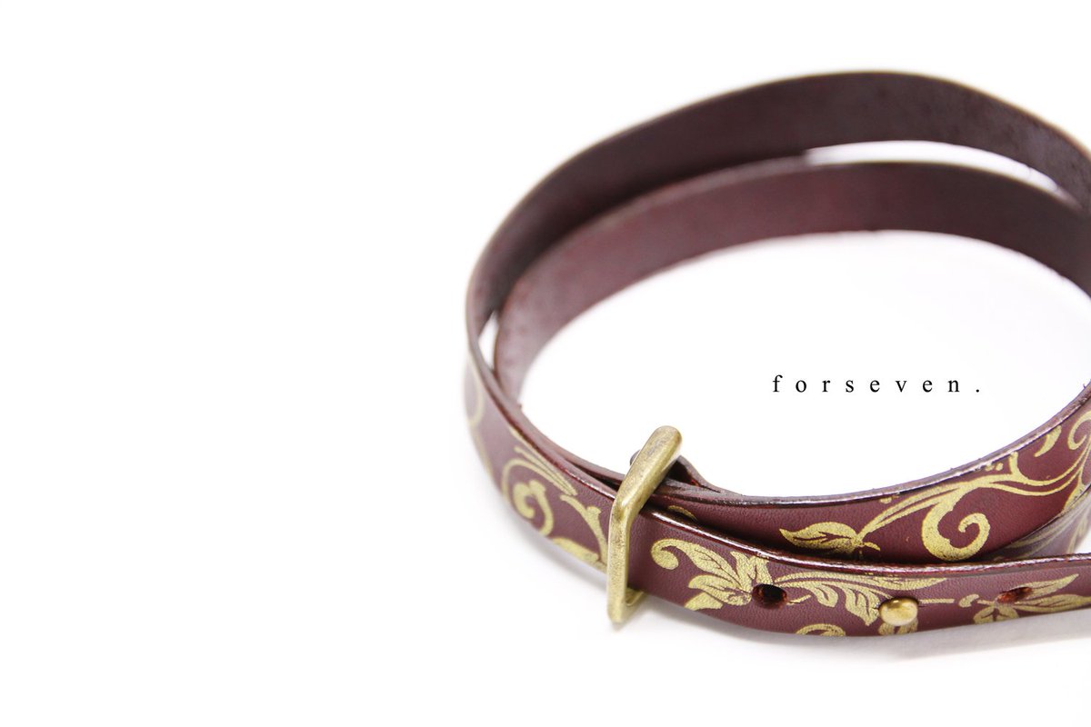 ForsevenClub's tweet photo. 作品名

Double -wound choker

#ひと首輪 
#首輪女子
#BDSM
#choker
#首輪

オーダーはDMにて https://t.co/vw8BjKv2L2