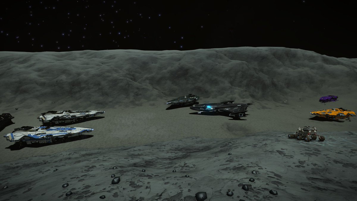 wrathofnaan's tweet photo. The banana has landed. Touchdown at Base Camp 2. #augustexodus #jaunttojaques #EliteDangerous https://t.co/sH18sCwqFW