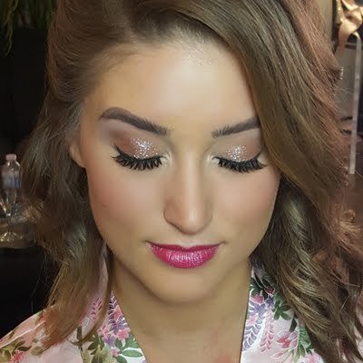 preendotme's tweet image. bit.ly/2apKXg7 Monica's fresh #MOTD got INCOMPARABLE because of @Tweezerman BrushiQ gift! #realbeautygenius