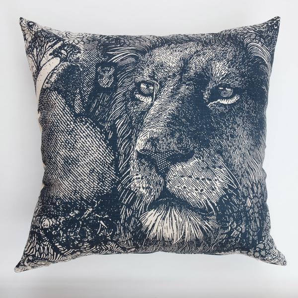 The immensely popular money animal #cushions are now half price in the sale. buff.ly/2aqX4qj #interiors