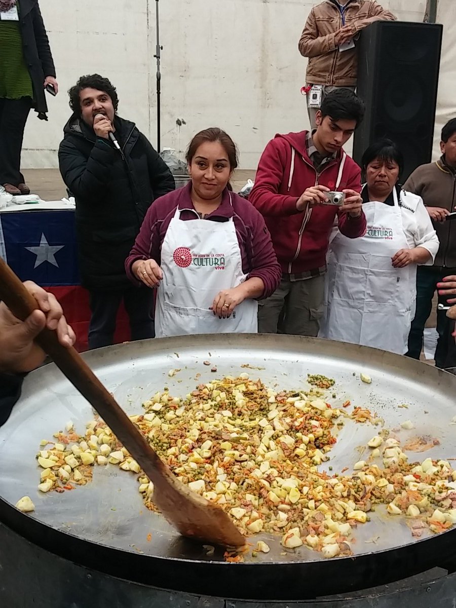 agtpll's tweet photo. Guiso de Cochayuyo #sanjuandelacosta producto estrella ahora en #calletechada @PtovarasTurismo https://t.co/PiYCNTDuQC