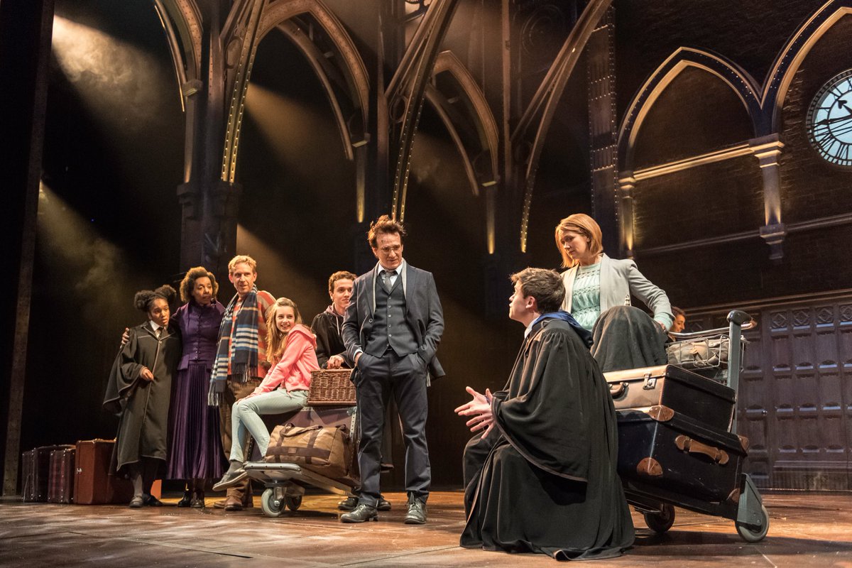 CursedChildLDN's tweet photo. ‘All the more mind-blowing for unravelling in the theatre, where the magic is real’ - The Mail on Sunday 5* https://t.co/f3ISHKjvMv