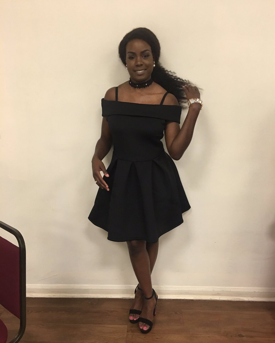 simplyyolacia1's tweet photo. I'm not your average chic! #GodMade #CustomMade #ImWorthTheWait #PurityBall #SAVINME4HIM #2YEARANNIVERSARY
💋❤️🌹❣ https://t.co/LzdUzru91p