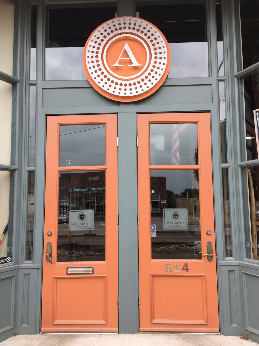 elaine wherry (@elainewherry) on Twitter photo In Springfield MO & saying hello <a href="/askinosie/">Askinosie Chocolate</a> from <a href="/DandelionChoco/">Dandelion Chocolate</a>. Always fans of your story, space, & chocolate. In Springfield MO & saying hello <a href="/askinosie/">Askinosie Chocolate</a> from <a href="/DandelionChoco/">Dandelion Chocolate</a>. Always fans of your story, space, & chocolate.