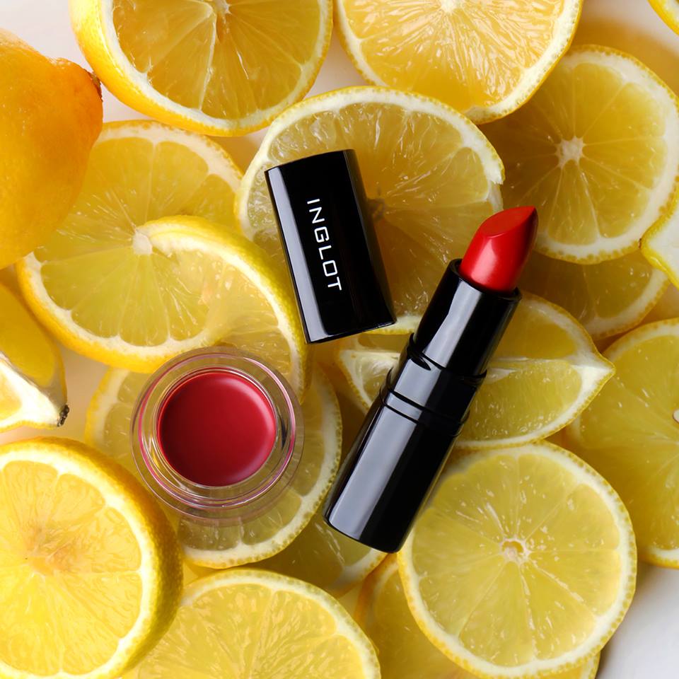 #INGLOTIP
Luce un makeup súper natural, lindo y muy práctico utilizando únicamente un lipstick