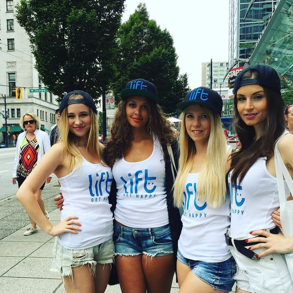 PK_Promo's tweet photo. Find our girls at the #VancouverPride parade for info on LIFT Cannabis Expo!
.
.
#PKPromo … https://t.co/6eiTB5Lv3Q https://t.co/UzNfdyQjQI