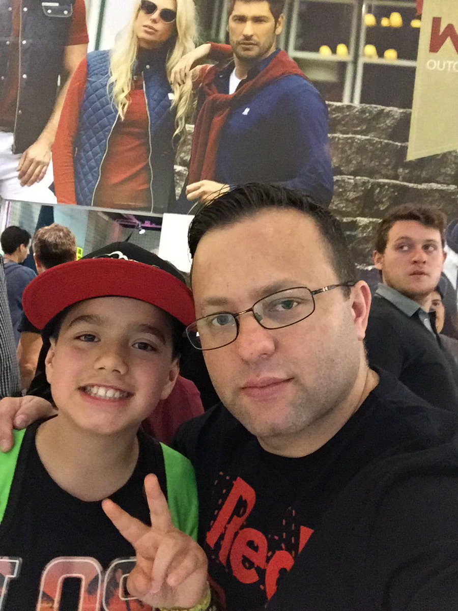 fgamesonline's tweet photo. Ai seus picadilhas estamos aqui no shopping maia, em guarulhos, encontrando o patife, na loja nexar, https://t.co/HBWAC1aXyc