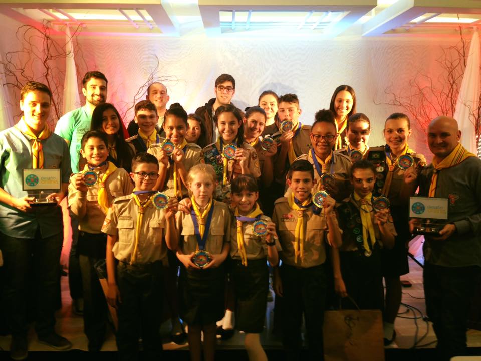 Desafioonline's tweet photo. Estes são os 8 classificados no concurso de música do #desafioonline! Parabéns vocês são feras! https://t.co/K4LcdmhKS3